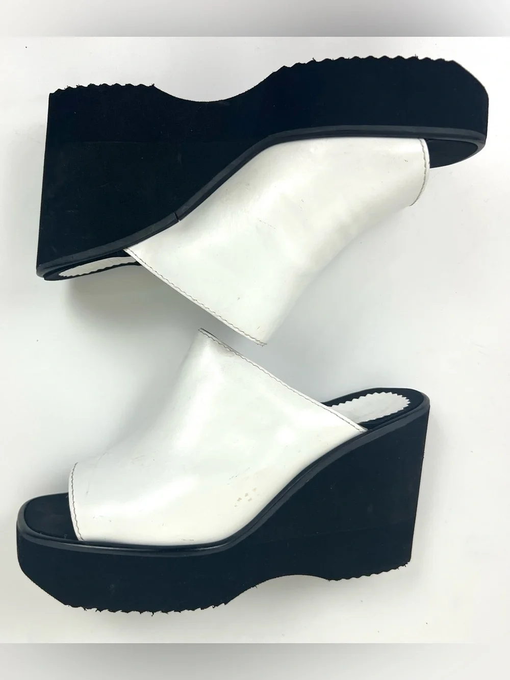 Vintage Y2K Bongo Platform Wedge
